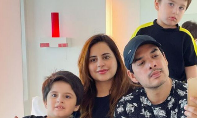 Fatima Effendi spotted vacationing in Turkey with family