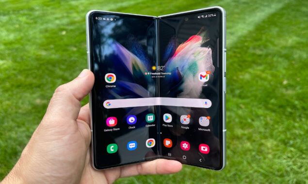 Samsung Galaxy Z Fold 4 parts are being production