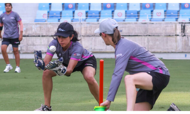 Women’s cricket looks to future with new-style event in Dubai