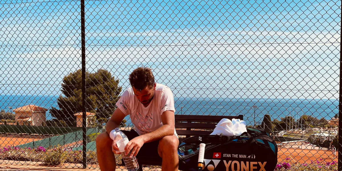 Veteran Wawrinka pulls out of Geneva with injury