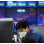Asian markets mixed after US retail data boosts Wall Street