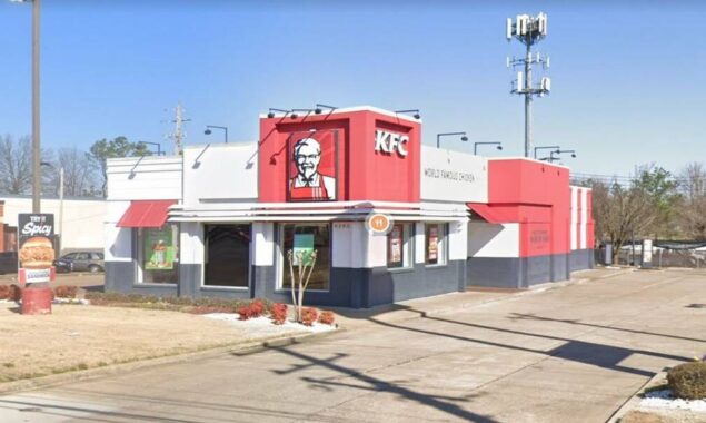 A kidnapped woman was rescued after leaving a note at a KFC asking for assistance