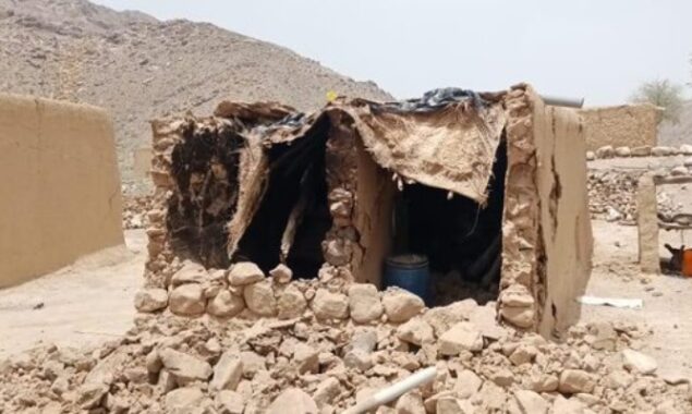 200 mud houses collapse due to tremors in Khuzdar