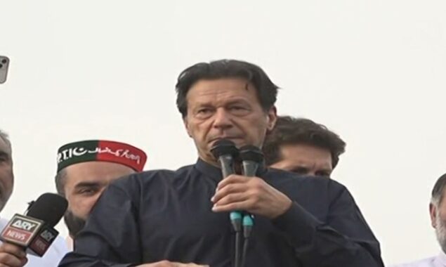 PTI chief Imran Khan to speak at Peshawar Lawyers Convention