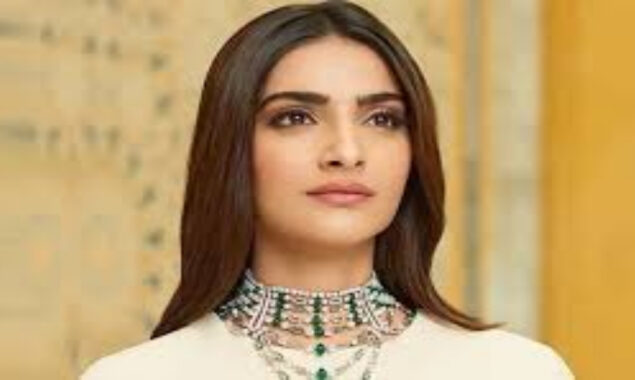 Sonam Kapoor tests her culinary skills in pregnancy