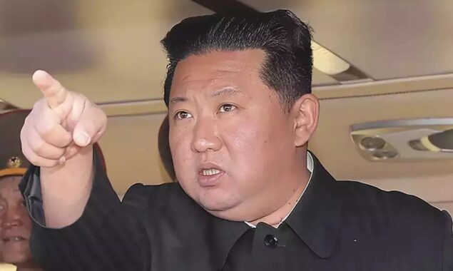 North Korea hits three missiles following the visit of Joe Biden