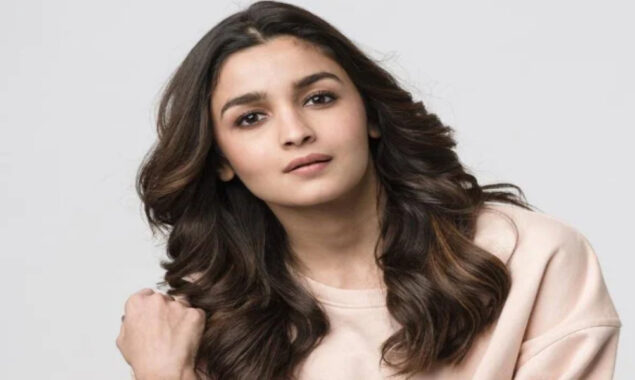 Alia Bhatt is on her way to shoot her Hollywood film