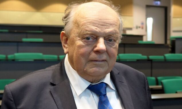 Belarus leader who helped dissolve USSR dies at 87