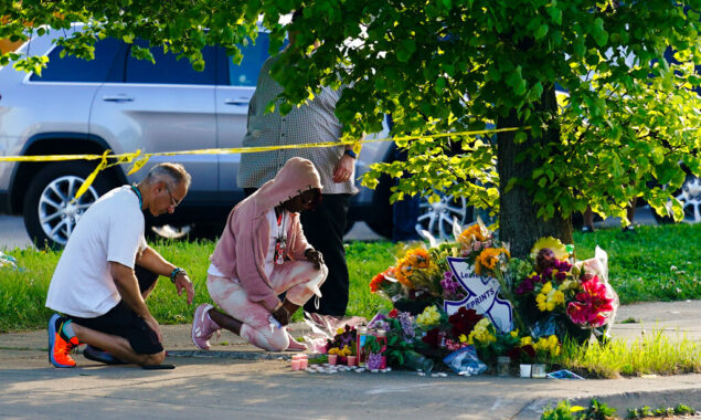 suspect in the buffalo shooting Feds interrogated Payton Gendron’s parents the day after the grocery incident.