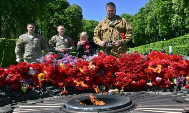 ‘We are not Nazis’: Kyiv quietly marks Victory Day