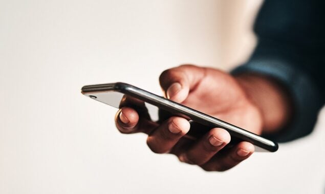 Indian girl puts hand in fan after parents says no to buy expensive phone