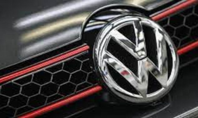 Volkswagen to pay out £193m in ‘dieselgate’ settlement