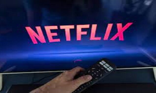 Netflix, Meta unloaded by mutual funds as tech auction proceeds