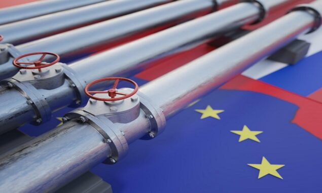 EU to propose phasing out Russian oil in new sanctions wave