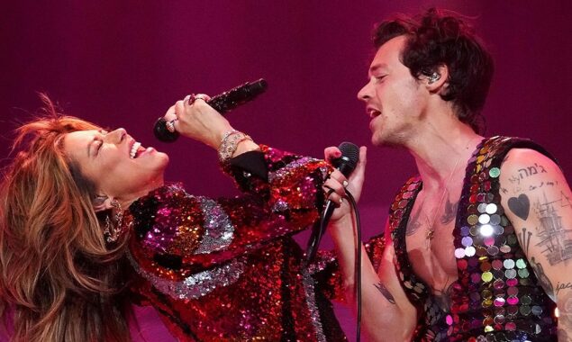 Harry Styles reveals that fans assisted him in locating the Gucci ring he misplaced at Coachella