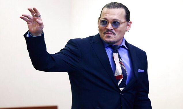Legal experts say Johnny Depp’s “deadpan expression” could cost him the trial