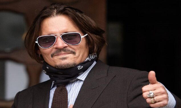 As the lawsuit comes to a conclusion, Johnny Depp’s heartfelt hug with his lawyer becomes viral