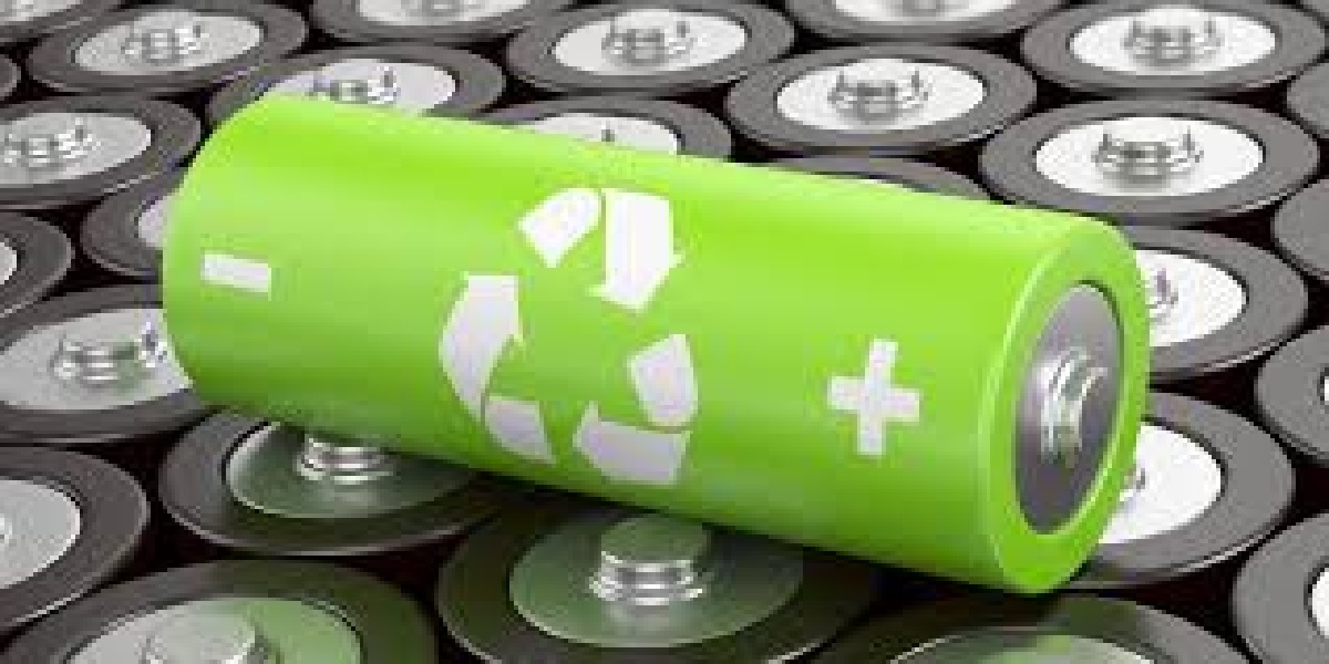This is how new lithium batteries are made from recycling old batteries