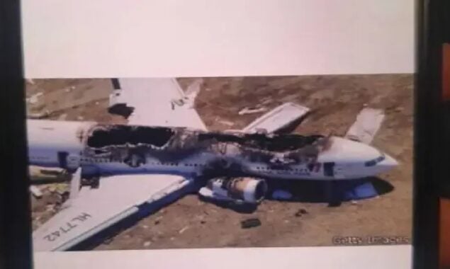 Passengers receive crashed plane images causing flight to abort amidst the chaos