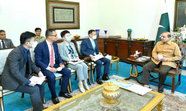 Pakistan offers huge opportunities for tech investment: PM