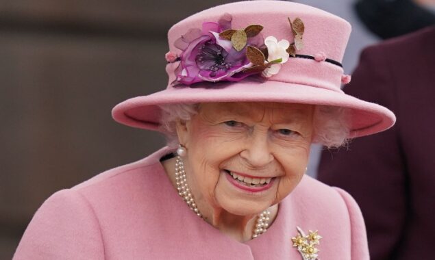 The Queen will “go beyond of her way” to welcome Prince Harry and Meghan Markle to the United Kingdom