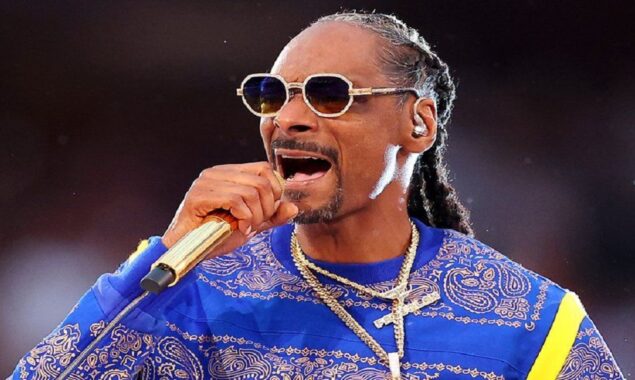Snoop Dogg has cancelled all non-US performances owing to “unforeseen scheduling issues.”