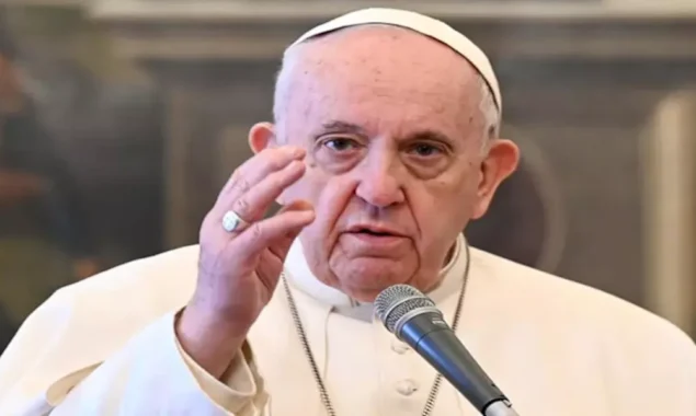 Pope following the ‘complex’ life of Catholics in China