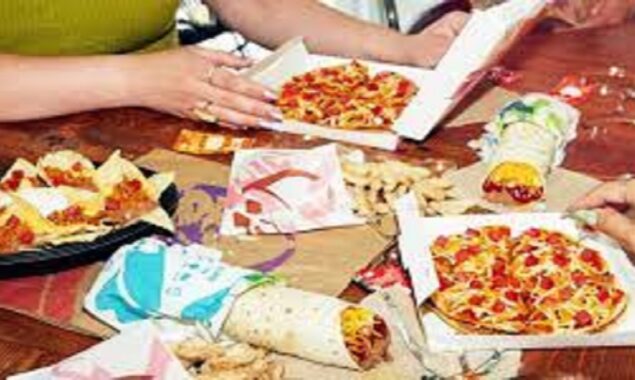 Taco Bell outlets are running out of Mexican Pizza