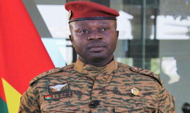ECOWAS mediator in Burkina for talks with junta