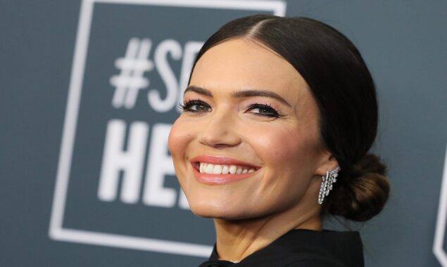 Mandy Moore prioritises her health by cancelling the remaining shows