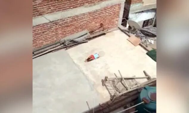 Delhi: Woman ties daughter on roof in scorching heat