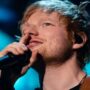 Ed Sheeran is labelled as a “true showman” for continuing to perform despite microphone issues