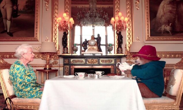 The Queen hosts a surprise tea party with Paddington Bear