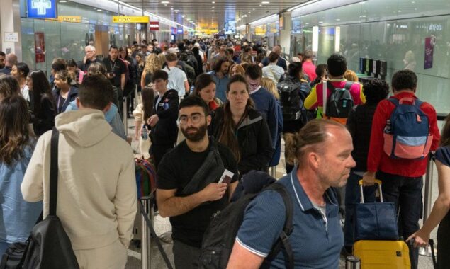 Heathrow is instructed to lower the passenger fee