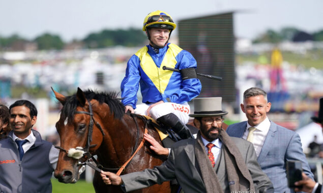 Desert Crown and Richard Kingscote dominate Epsom rivals