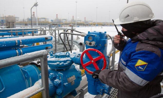 Russia seeks to ‘minimize’ the effects of the EU oil embargo by reducing gas supplies