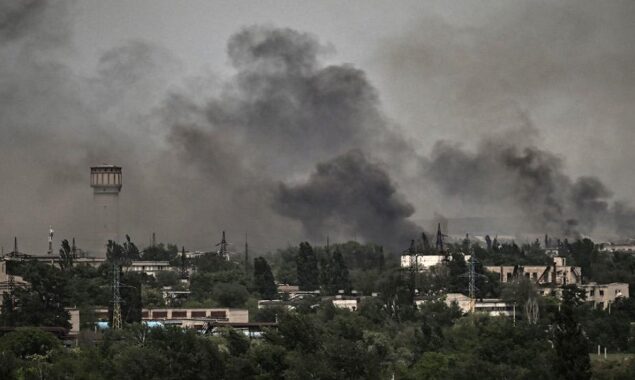 Russia “throwing all its reserves” at Severodonetsk