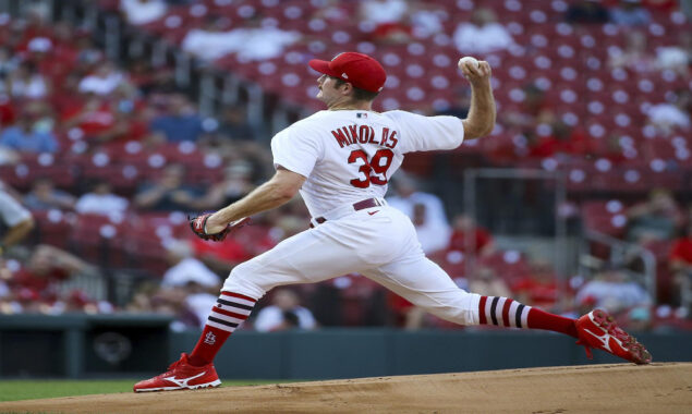 Mikolas Working on No-Hitter Through 6 for Cards Vs Pirates