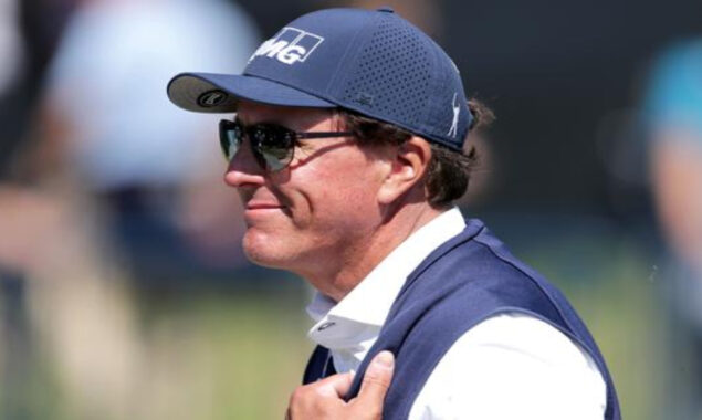 Mickelson to end rest and play debut LIV Golf occasion