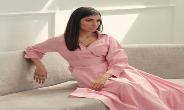 Amna Ilyas has received a lot of criticism for her most recent photoshoot