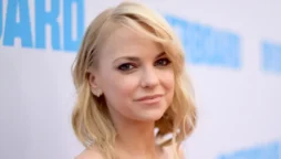 Anna Faris