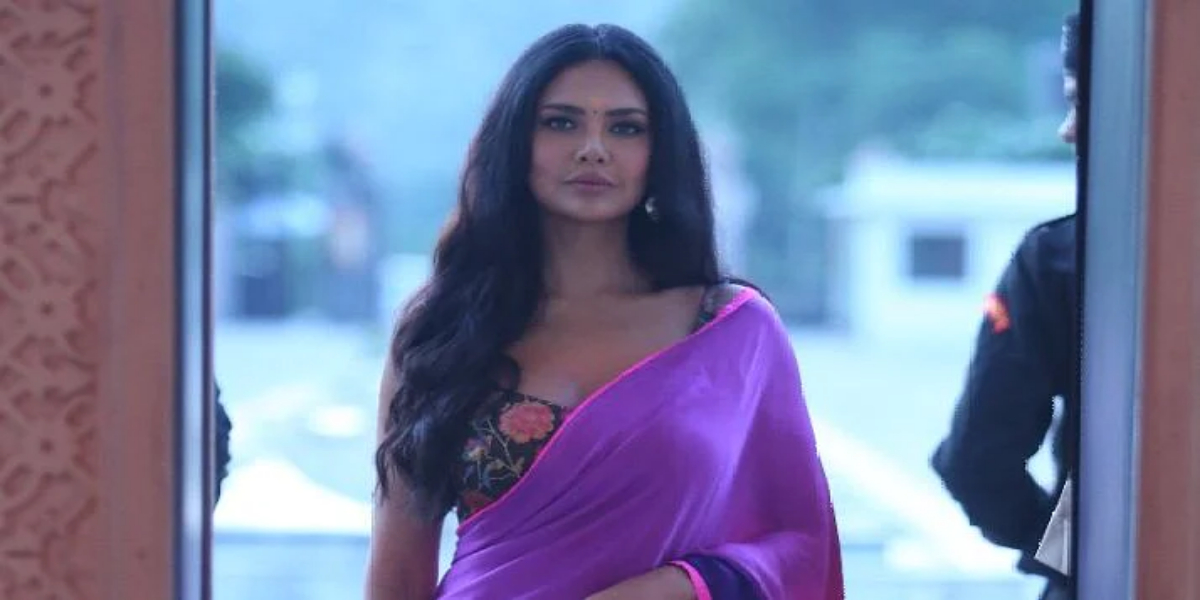 Esha Gupta is not able to relate to her upcoming film Aashram