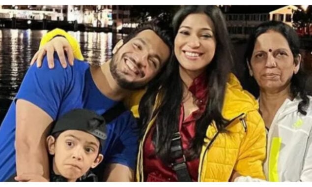 Arjun Bijlani posted family photos with Neha Swami, Ayaan and his mother