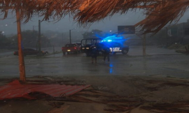 10 dead, 20 missing as Hurricane Agatha hits Mexico