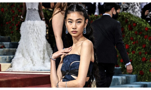 Jung Ho Yeon joins Billie Eilish’s concert in London