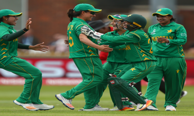 With a thumping victory, Pakistan kicks off IWC campaign