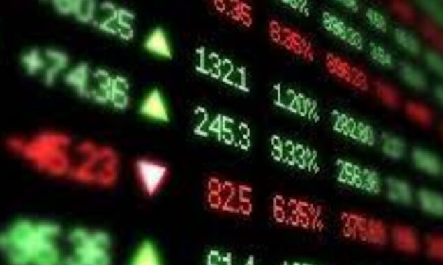Hong Kong stocks close higher