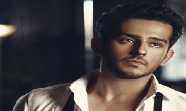 Azaan Sami Khan’s Intimate Version of “Ik Lamha” Takes the Internet by Storm
