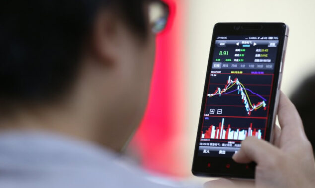 European stocks aim higher despite recession worries