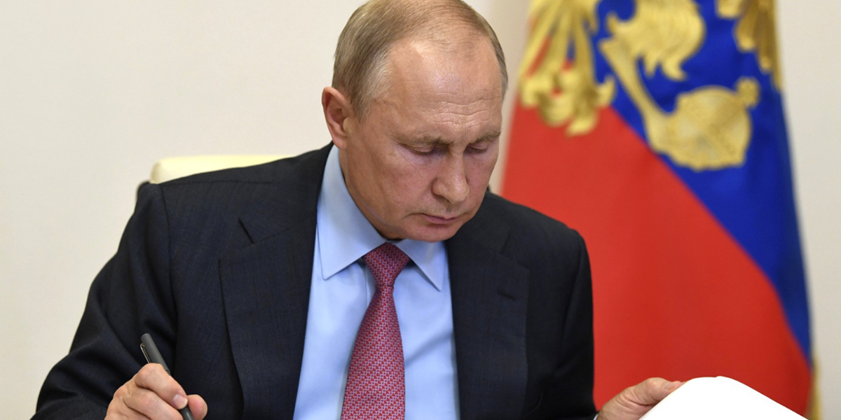 Putin Accepts Invitation to Attend G20 Summit, Setting Up Biden Showdown